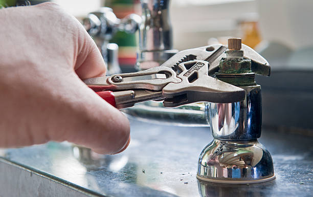 Best Water damage contractors near me  in Cuyahoga Falls, OH